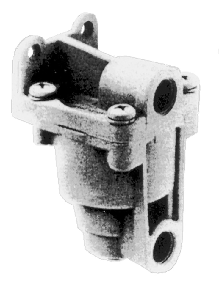 Front axle ratio valve